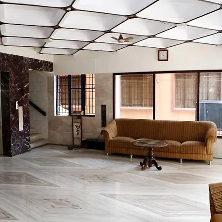 Hotel Iroomz Ashoka Comforts Bellary