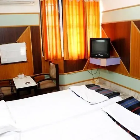 Iroomz Ashoka Comforts Bellary